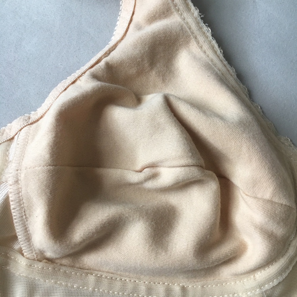 🆕Nearly Me Lace Bandeau Mastectomy Bra - Picture 6 of 9